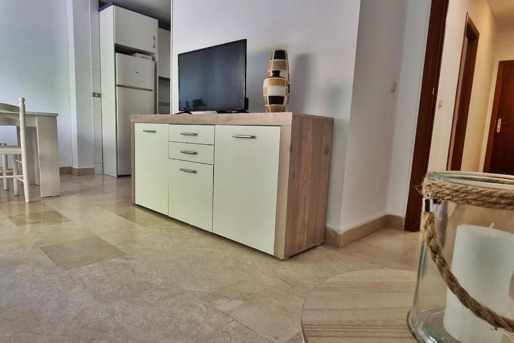 פואנגירולה Acogedor Apartamento En Playa De Los Boliches מראה חיצוני תמונה